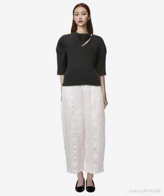 Ｉｒｅｎａ　ｄｒａｐｅ　ｎｅｃｋ　ｋｎｉｔ　ｐｕｌｌｏｖｅｒ　ＢＫ　　ＡＲ２５１８―ＢＫ