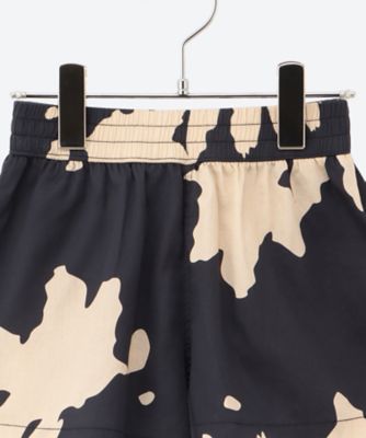 ショートパンツ　ＡＵＧＵＳＴＯ　ＢＯＴＡＮＩＣＡＬ　ＢＬＡＣＫ