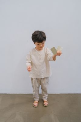 ＜三越伊勢丹/公式＞【SALE】june little closet(Baby & Kids)/ジューン リトルクローゼット Henry neck pullover milk beige ベビー用トップス【三越伊勢丹/公式】