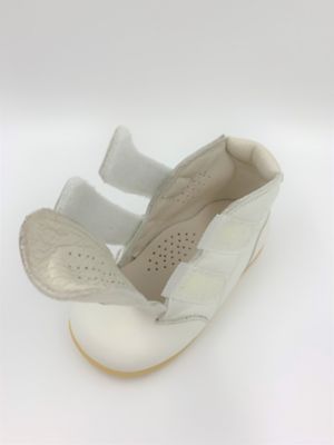 ベビーシューズ