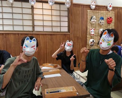 ＜BORNELUND (Baby&Kids)＞１月２日（金）江戸ワンダーランド日光江戸村　ｐｒｅｓｅｎｔｓ「江戸ものづくり体験」だるま・お面の絵付けワークショップ