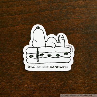(NO) RAISIN SANDWICH/ノーレーズンサンドイッチ レーズンサンドの上で寝るスヌーピーステッカー