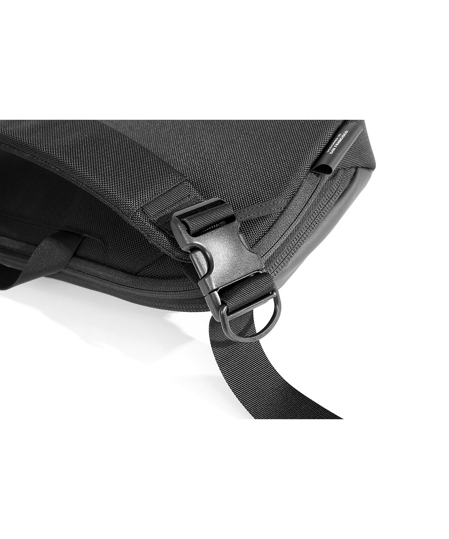 スリングバッグ TECH SLING 2 AER―31008 | 三越伊勢丹オンラインストア 【公式】 スリングバッグ TECH SLING 2 AER―31008 | 三越伊勢丹オンラインストア 【公式】