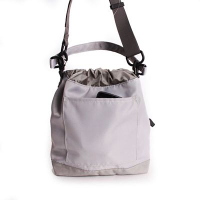 ＯＵＴＤＯＯＲ　ＰＲＯＤＵＣＴＳ×サウナボーイ　巾着ショルダー