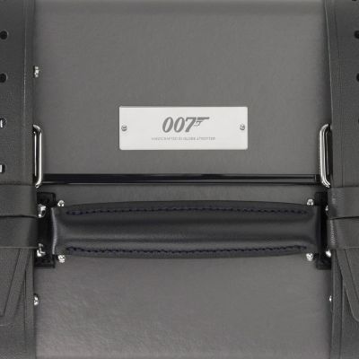 ００７コレクション　キャリーオン　４ホイール　グレー／グラファイト