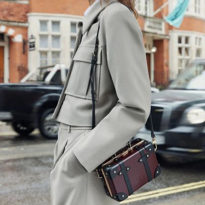 センテナリー マイクロケース オックスブラッド／ブラック | Globe