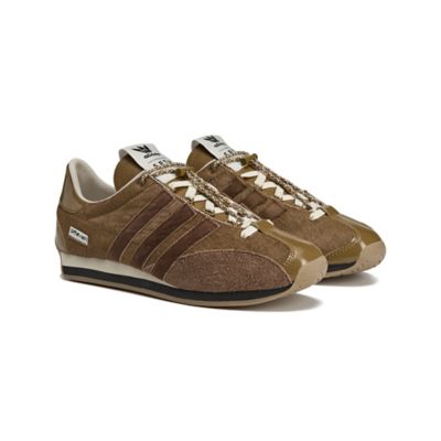 ＜adidas COLLABORATIONS＞スニーカー　ＣＯＵＮＴＲＹ　ＯＧ　ＳＦＴＭ　ＪＨ８６３９