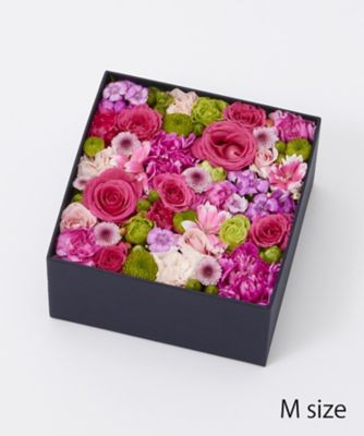 伊勢丹新宿店限定 フレッシュフラワーボックス ピンク 三越伊勢丹オンラインストア 公式