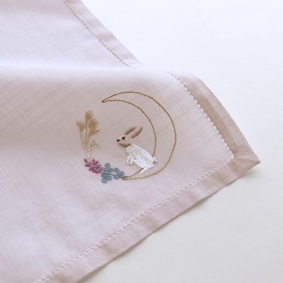 近沢レース タオルハンカチ 干支 卯年 うさぎ ✨シーズンタオル