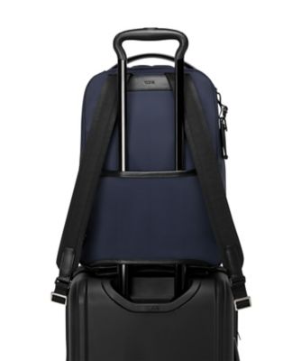 値引中【美品】TUMI HARRISONブラッドナー/オリーブグリーン/リュック トゥミ TUMI 【日本正規品】 トゥミ リュック TUMI HARRISON