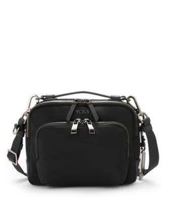 ＜TUMI＞ＶＯＹＡＧＥＵＲ　「テガン」クロスボディ　０１９６６９２ＤＧＭ