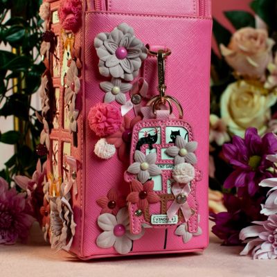 ☆ピンクバス キーチャーム | Vendula London/ベンデューラロンドン