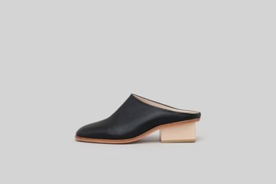 ＜Fot (Women)＞オープンパンプス　ｗｏｏｄ　ｈｅｅｌ　ｍｕｌｅｓ＿ｓｑｕａｒｅ