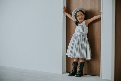 お食事エプロン　ｂｏｕｑｕｅｔ　４　ｓｔｒｉｐｅ　ｋｉｄｓ