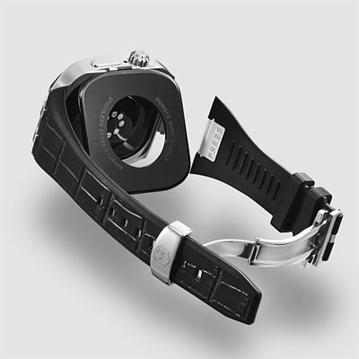 ＣＬＡＳＳＩＣ　スマートウォッチケース　Ａｐｐｌｅ　Ｗａｔｃｈ　１０対応　４６ｍｍ　１０４６ＣＬ０２ＳＳＹＬＢＫＳ