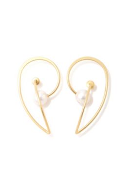 スウェリングパールピアス（０３１２２９０８０５）