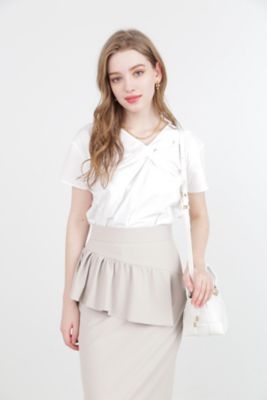 ＜PINKY&DIANNE＞◆アシンメトリータックカットソー（０３１４１６０４７２）