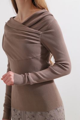 ◆タックネックニットプルオーバー（０３１５１７０２２３）