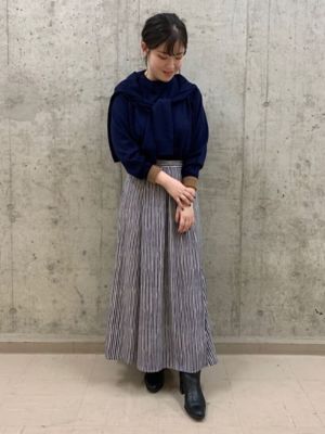 ニットトップ