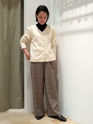 ニットトップ