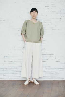 ピンタックブラウス（０７７２１１０６１３）