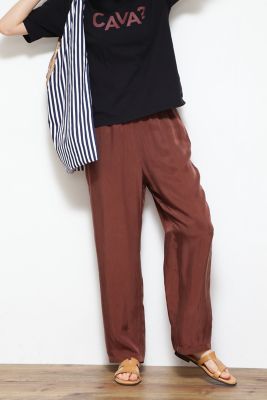 ＜human woman (Women)＞◆≪ａｒｒｉｖｅ　５ｅ≫ドローストリングサテンパンツ（０７７２２３０７０２）