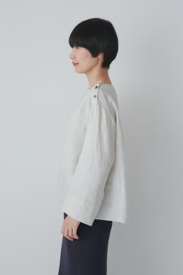 ◆ハードマンリネンショルダーボタンブラウス（０７７３１１０４０１）