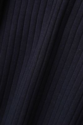 ｜ＭＯＲＥ１０月号掲載｜アンサンブルニット（０７７８２７０８０３）