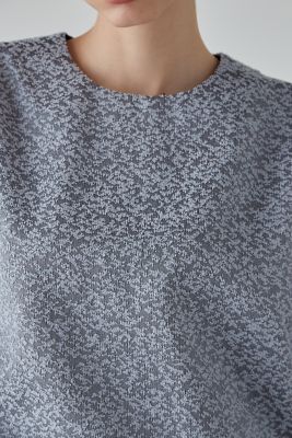 新品タグ付き✨ADORE アドーア 23年モデル ゆったり ラメブークレブラウス 新品タグ付き✨ADORE アドーア 23年モデル ゆったり ラメ