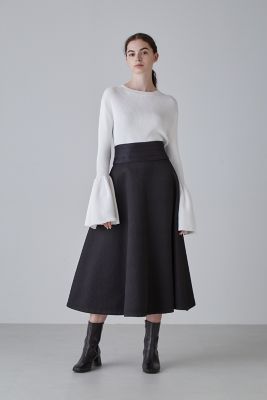 ◆ラッフルスリーブニット（５３１３２７０９２７）