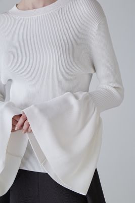 ◆ラッフルスリーブニット（５３１３２７０９２７）