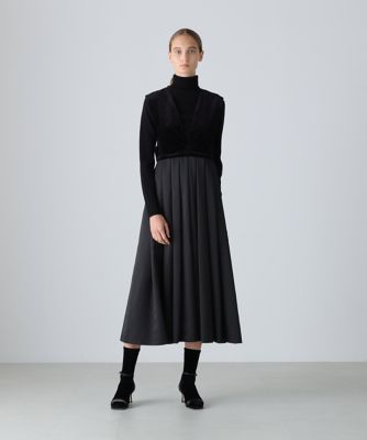 【極美品/24SS】アドーア　メモリータフタワンピース　ジャケット　セットアップ ハイフォルムタフタワンピース（5315240129） | ADORE