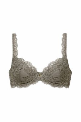 谷間を美しくメイク　３／４カップブラ（ＢＪＰ４５０）