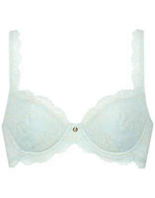 谷間を美しくメイク　３／４カップブラ（ＢＪＰ４５０）