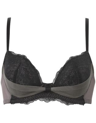 ＜Wacoal (Women)＞リボンブラ　Ｆｏｒ　ｇｉｒｌｓ　３／４カップブラ（ＢＲＢ４０９）