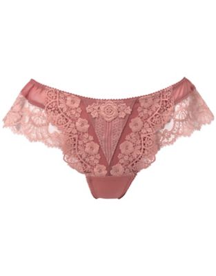 繊細なレースを贅沢に使用したフレアーシルエットの ソングショーツ ｐｂｆ２６２ 三越伊勢丹オンラインストア 公式