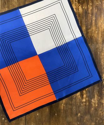 シルクパネルスカーフ（１０３４２８４００２）