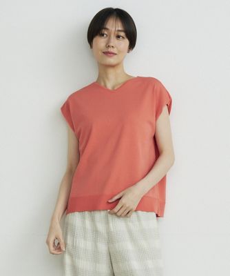 ＜I.T.’S. INTERNATIONAL（Women）＞快適２ＷＡＹノースリーブニット（１０４２１７００２２）