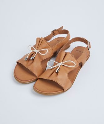 ＜I.T.’S. INTERNATIONAL（Women）＞ＫＩＲＡ９９レザーサンダル《ＢＡＲＩ（バリ）》（１０５０２０５００１）