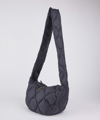 I.T.'S. INTERNATIONAL（Women）/イッツインターナショナル ミリタリー バナナショルダー ダウンバッグM-ソフトシェル 《TAION/タイオン》(1054201011) 60ネービーブル 旅行用かばん・バッグ【三越伊勢丹/公式】