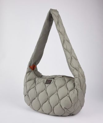 I.T.'S. INTERNATIONAL（Women）/イッツインターナショナル ミリタリー バナナショルダー ダウンバッグL-ソフトシェル 《TAION/タイオン》(1054201012) 50ミドリ 旅行用かばん・バッグ【三越伊勢丹/公式】