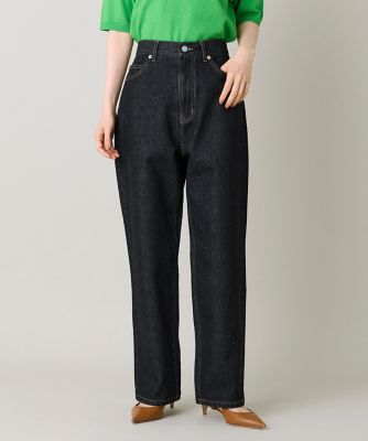 ストレートブラックデニムパンツ｜こだわり細部で差がつく大人の定番
