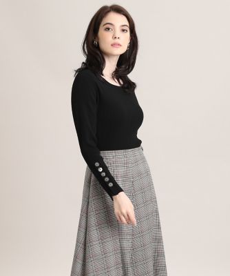 《Ｍａｇｌｉｅ　ｐａｒ　ｅｆ－ｄｅ》釦デザインリブニット（５１０３１７０００２）