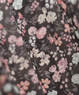 《Ｍａｇｌｉｅ　ｐａｒ　ｅｆ－ｄｅ》ミックスフラワーブラウス（５１０３１８２００５）