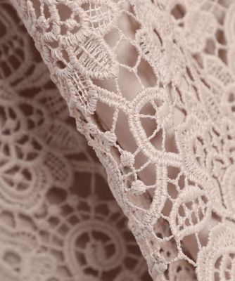 《Ｍａｇｌｉｅ　ＷＨＩＴＥ》トルコレースフレアワンピース（５１０４１２１３０４）