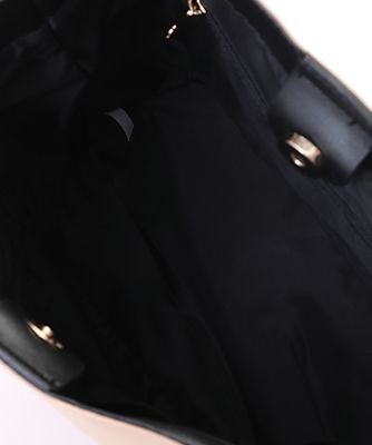 《Ｍａｇｌｉｅ　ｐａｒ　ｅｆ－ｄｅ》フェイクレザーバッグ（５１０４２０６００２）