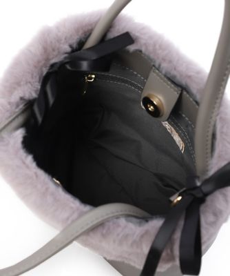 《Ｍａｇｌｉｅ　ｐａｒ　ｅｆ－ｄｅ》フェイクファーデザインバッグ（５１０４２０６００３）