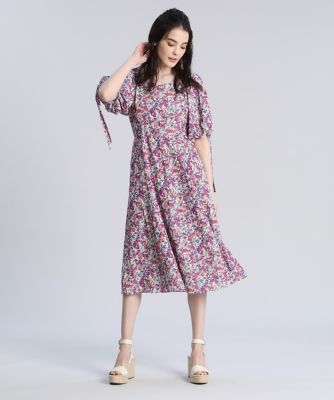 ＜Maglie le cassetto  (Women)＞《Ｍａｇｌｉｅ　ｐａｒ　ｅｆ－ｄｅ》カラフルフラワーワンピース（５１２１１２１００３）