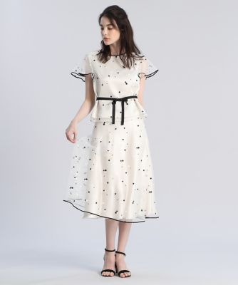 《Ｍａｇｌｉｅ　ＷＨＩＴＥ》エンブロイダリーレースブラウス（５１２１１８２３０１）
