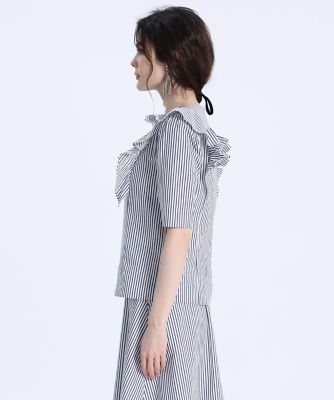 《Ｍａｇｌｉｅ　ｐａｒ　ｅｆ－ｄｅ》フリルショルダーブラウス（５１２２１８２０１２）